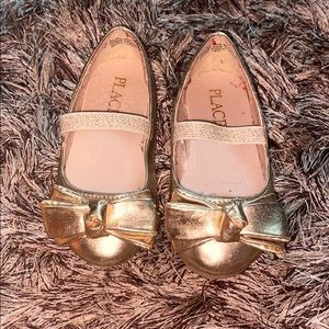Gold Toddled girls ballerina flats